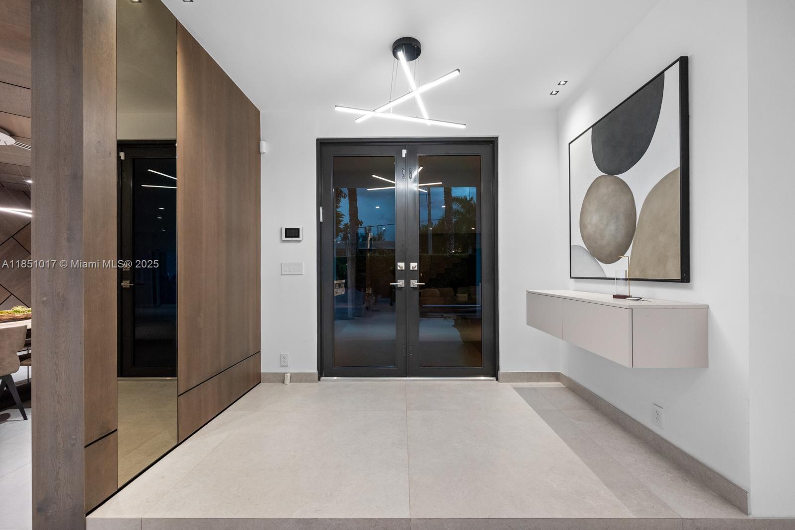 431 Layne Blvd Hallandale Beach, FL 33009 431 Layne Blvd Hallandale Beach, FL 33009