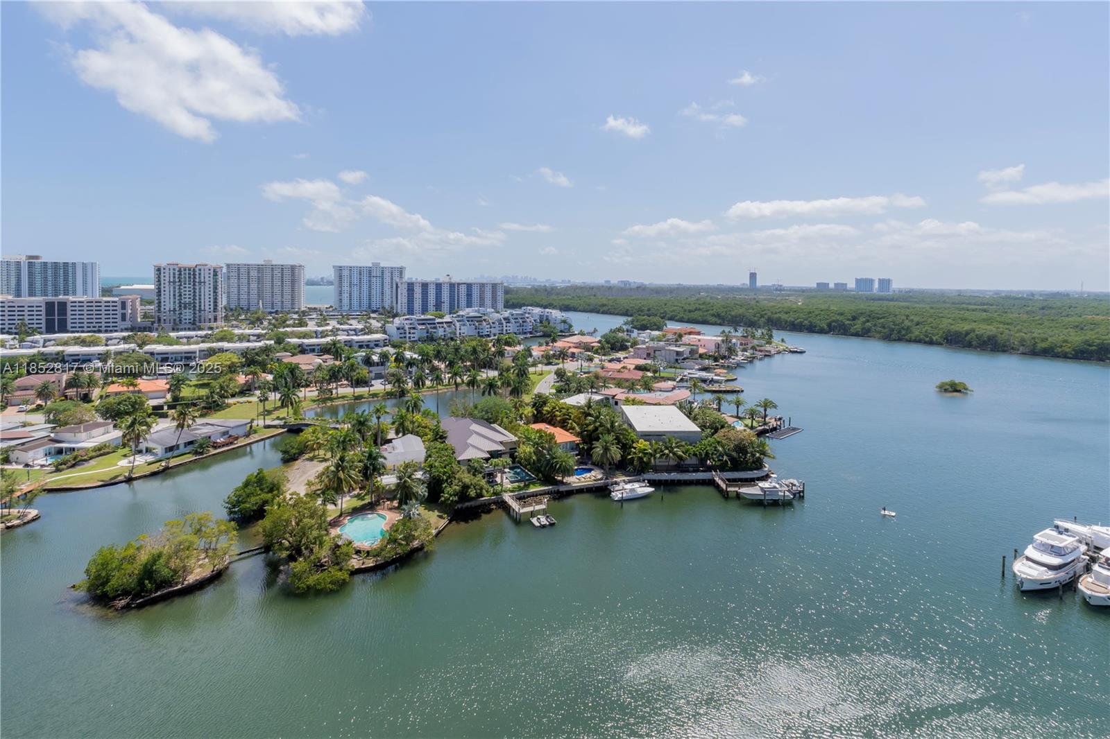 image PARQUE TOWERS CONDO25