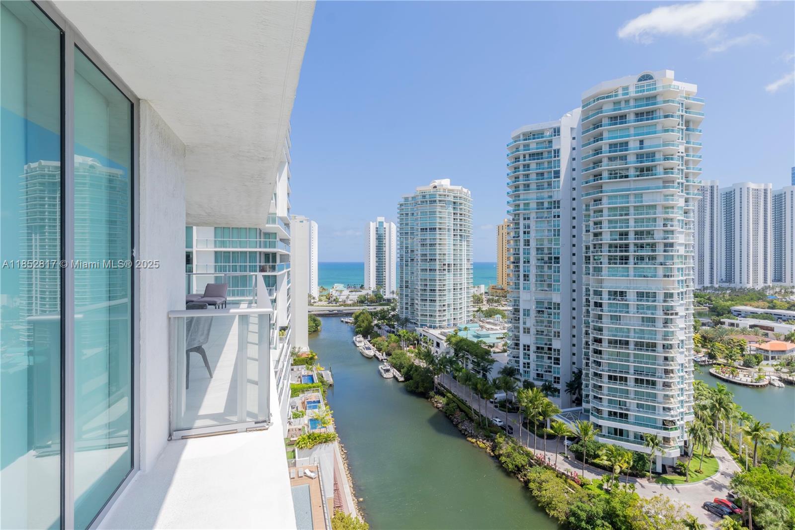 image PARQUE TOWERS CONDO26