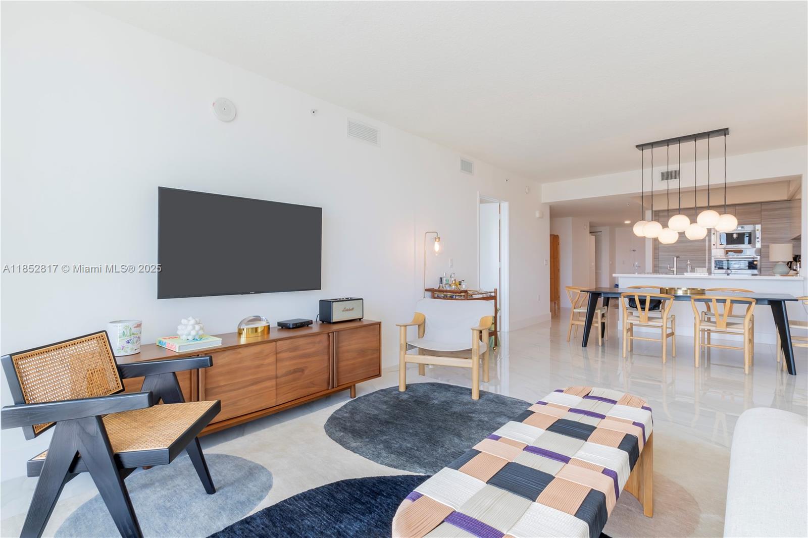 image PARQUE TOWERS CONDO6