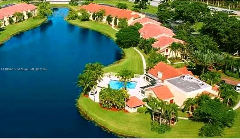 643 Vista Isles Dr #1825