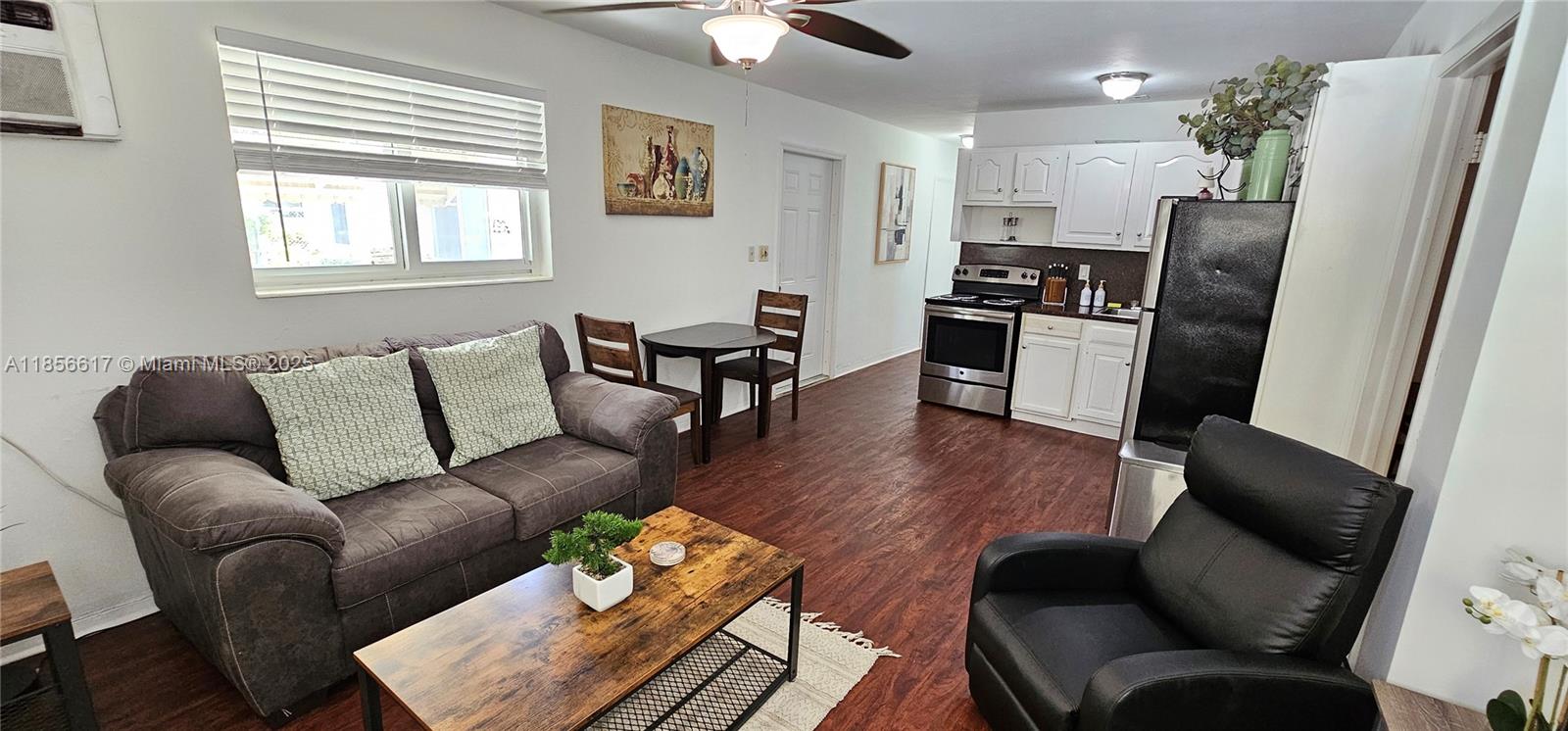 1701 Shenandoah St #2