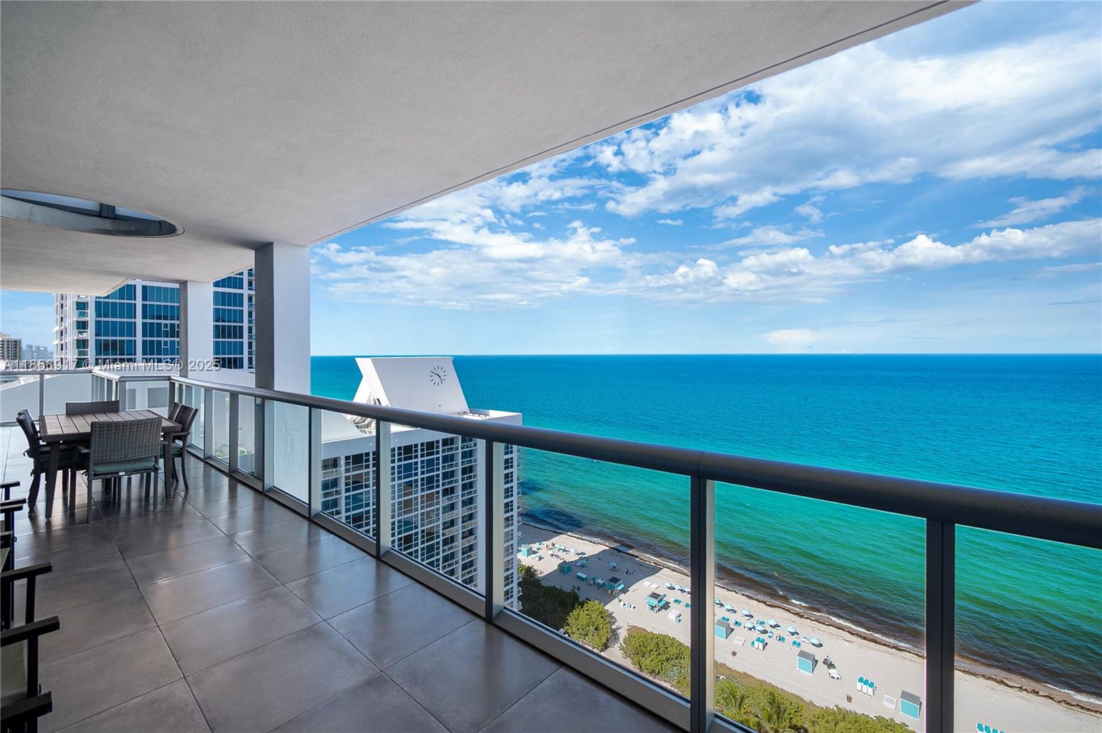 image South Carillon Beach10