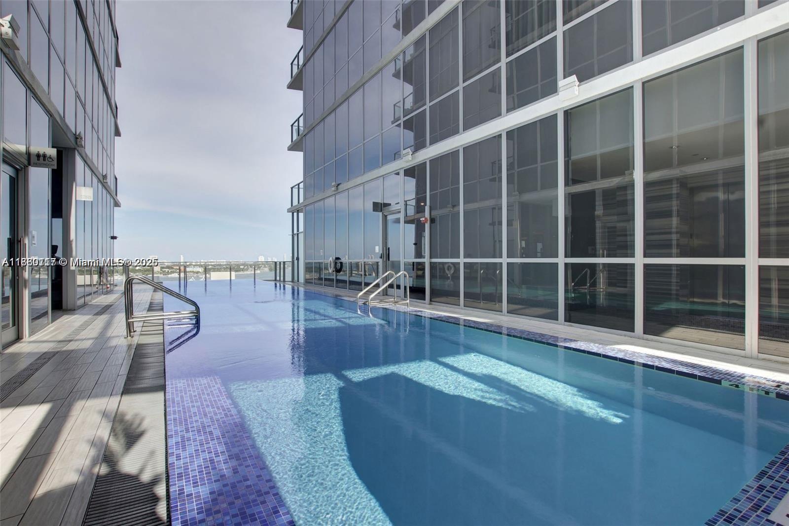 image Marquis Condo26