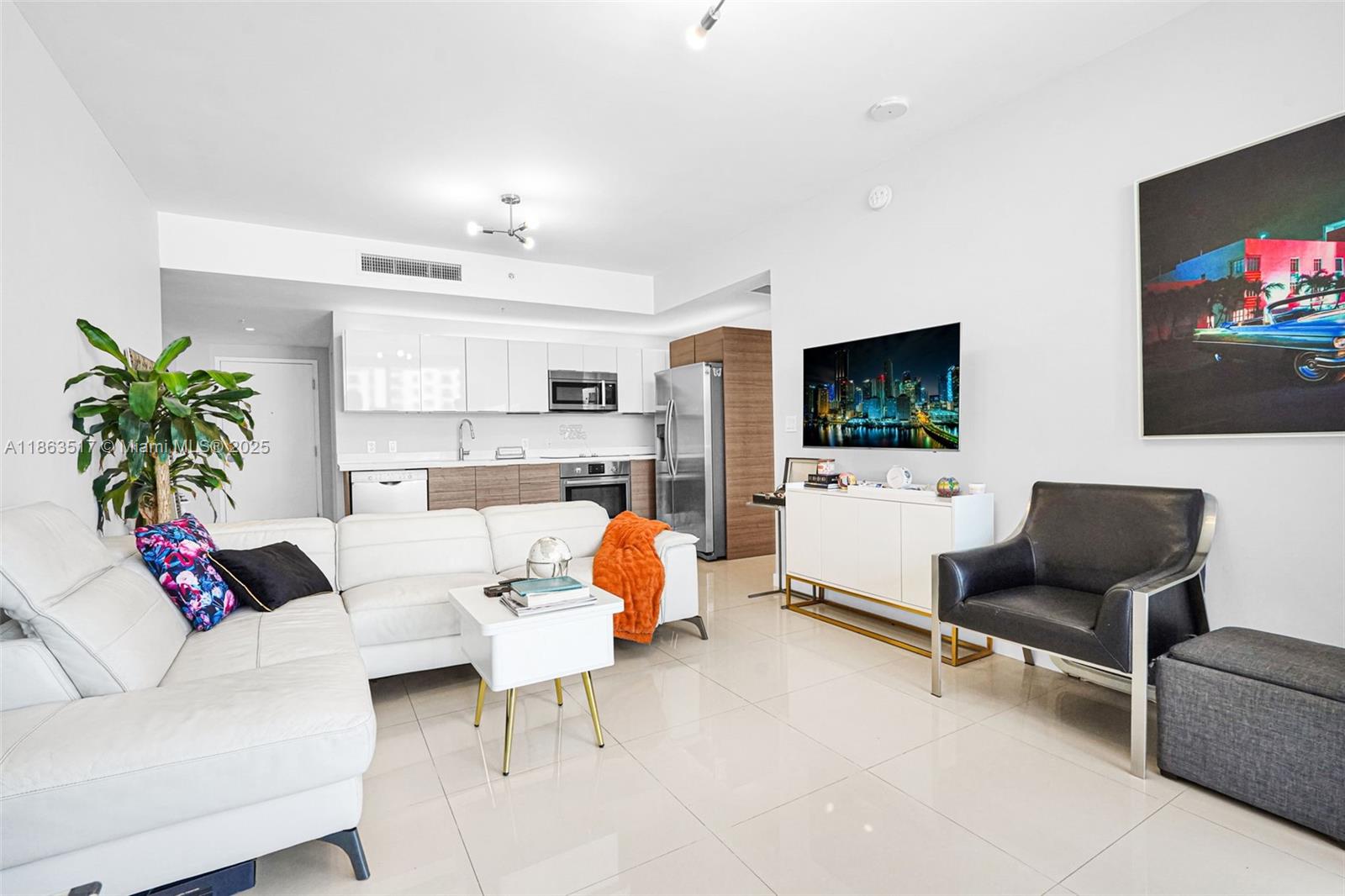 image Brickell Ten12