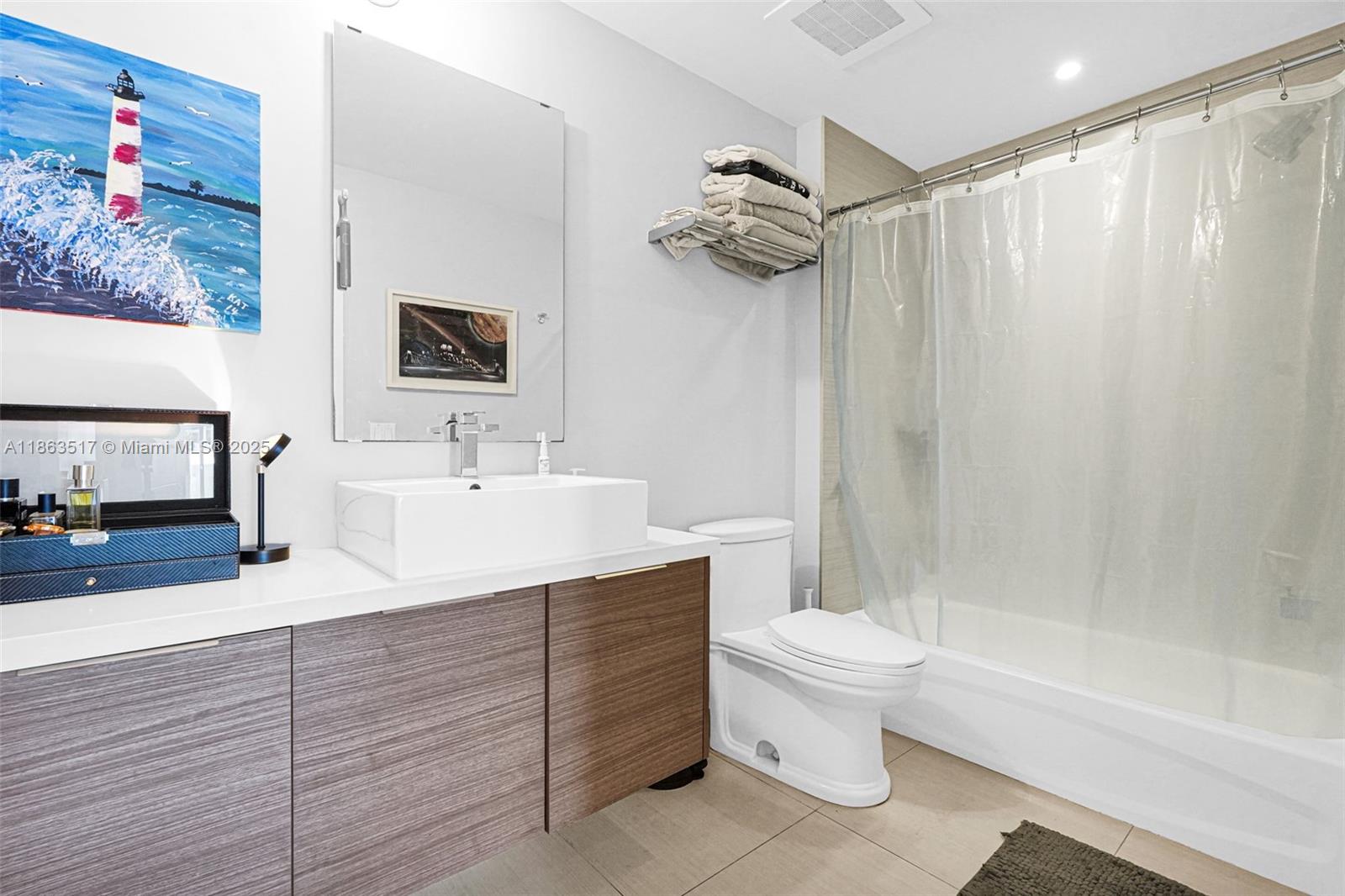image Brickell Ten13