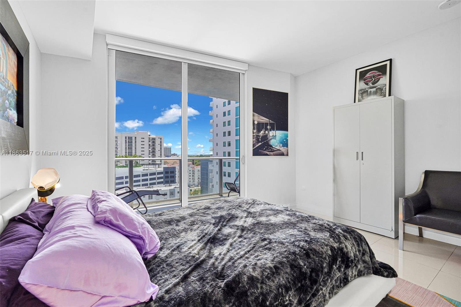 image Brickell Ten16