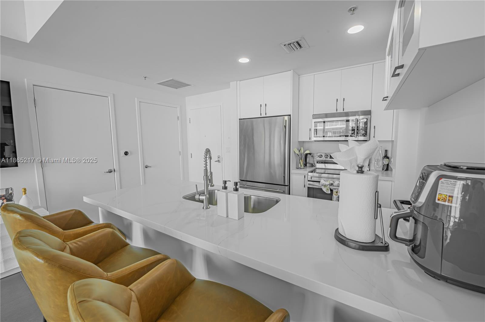 image Four Midtown Miami Condo25
