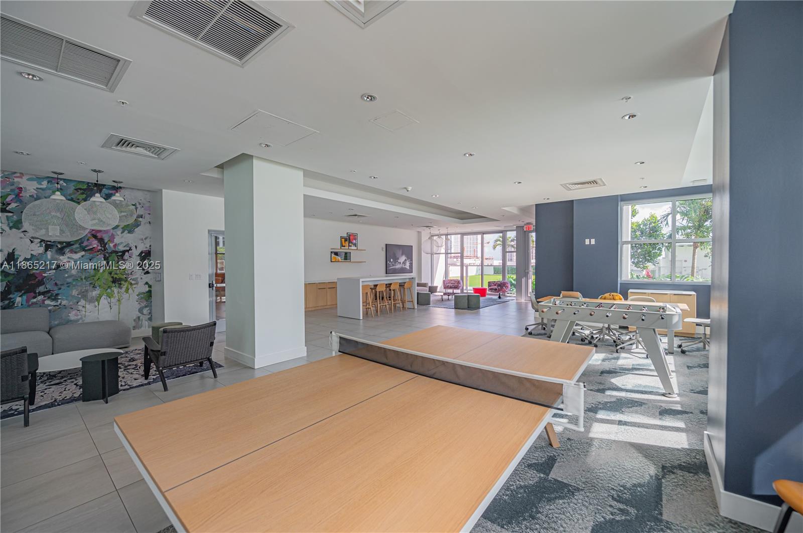 image Four Midtown Miami Condo8
