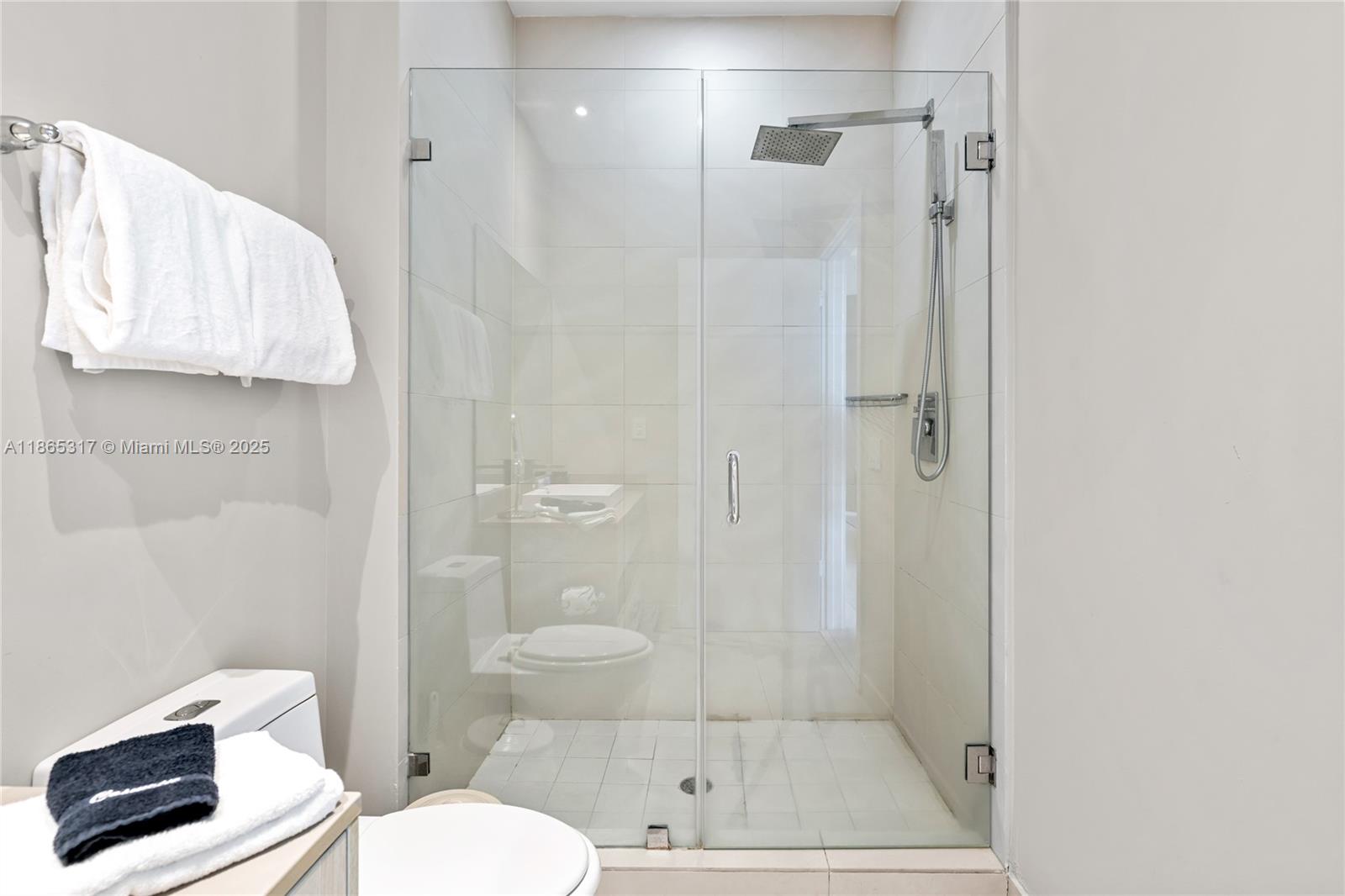 4111 S Ocean Dr #702 Hollywood, FL 33019