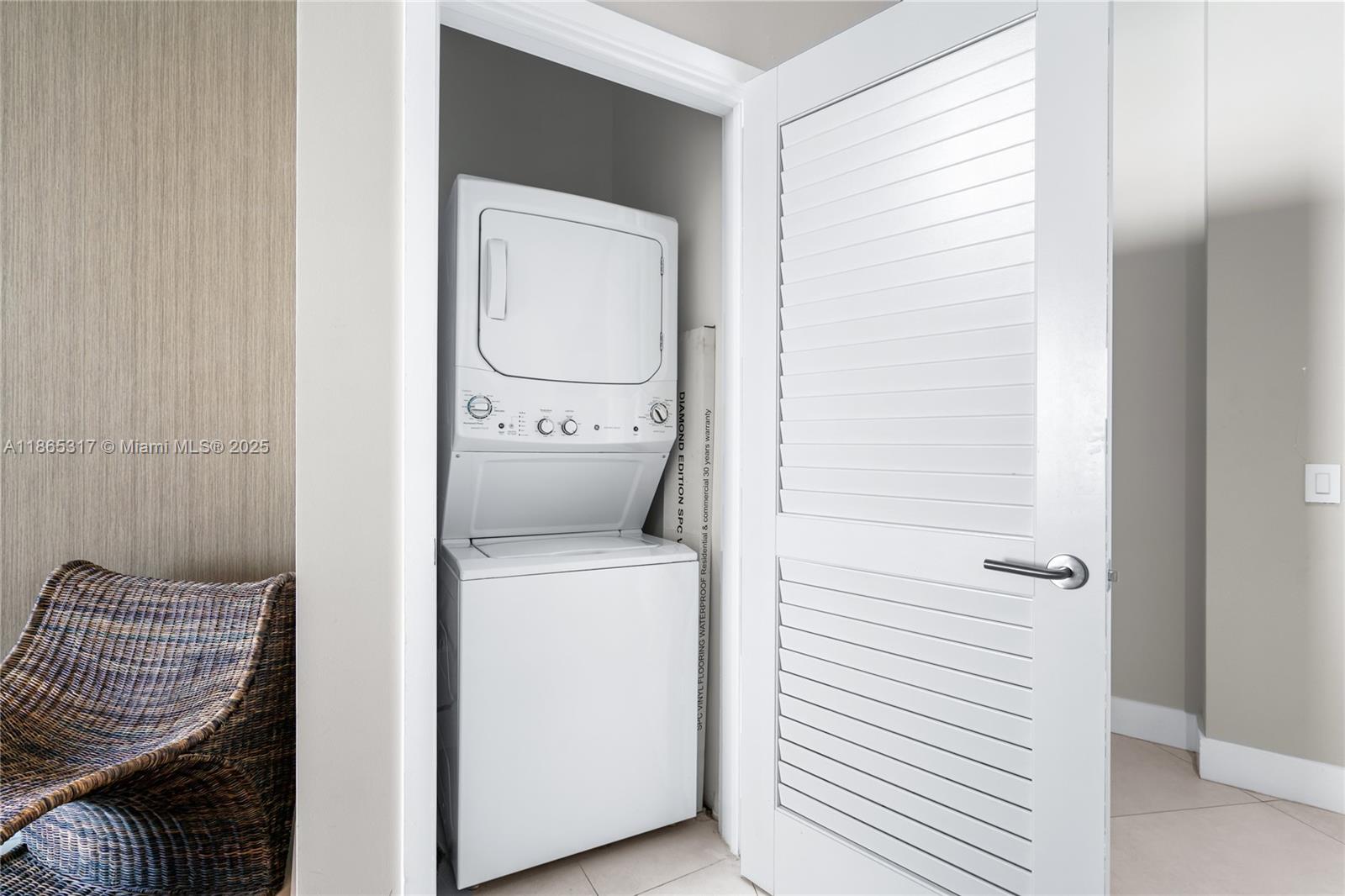 4111 S Ocean Dr #702 Hollywood, FL 33019