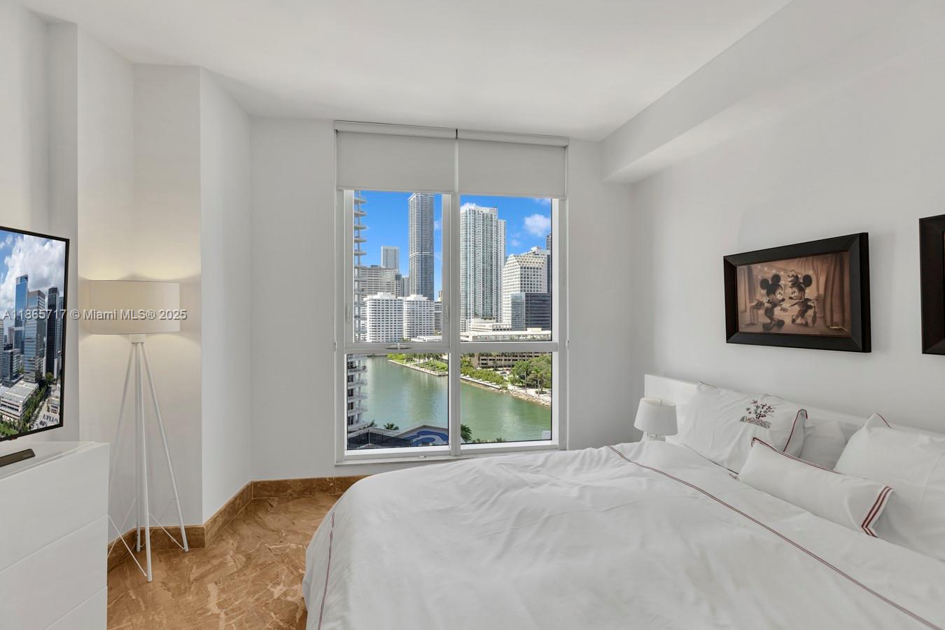 image Carbonell Condo22