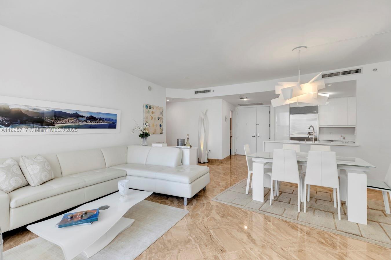 image Carbonell Condo5