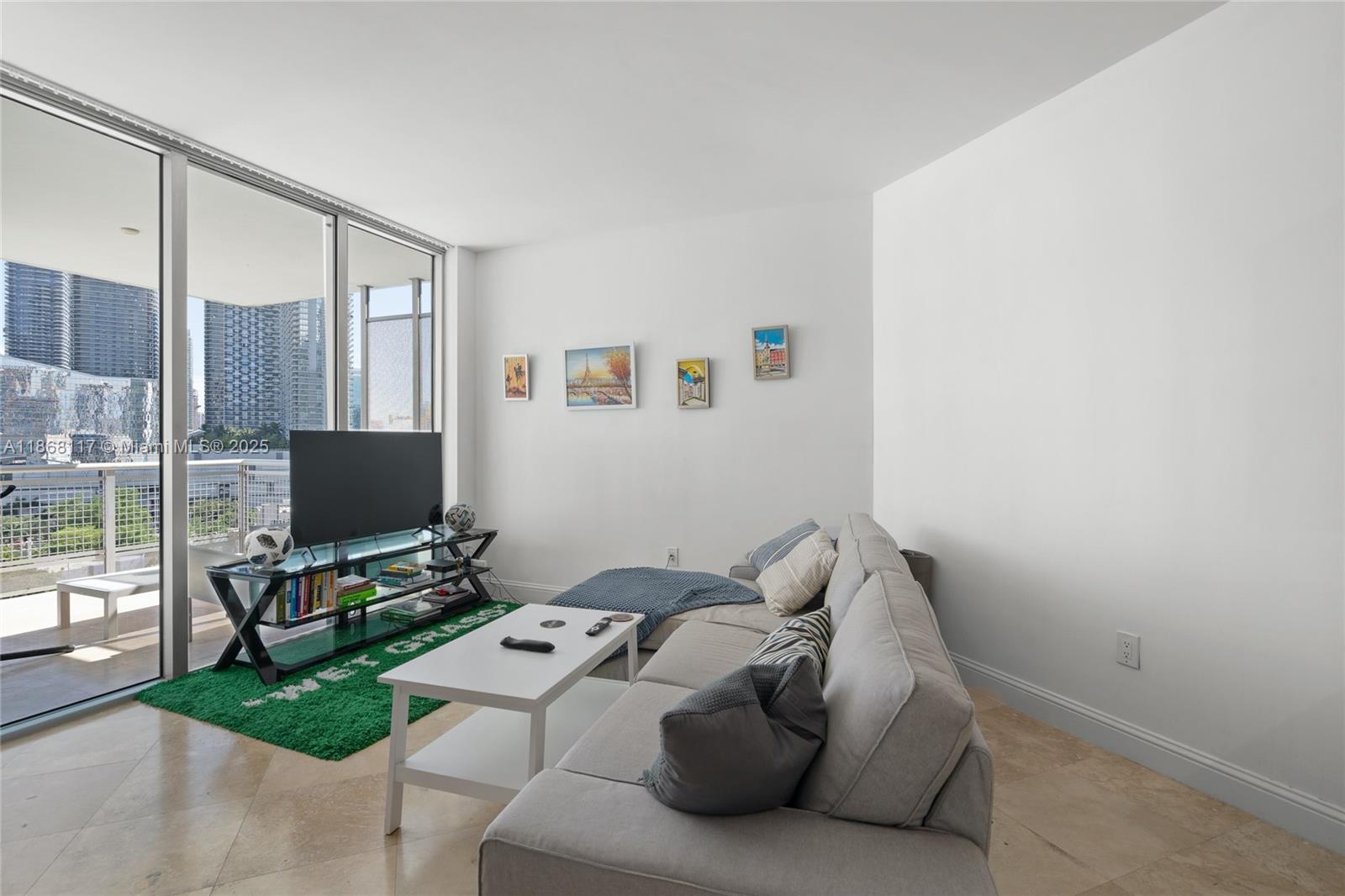 image Wind Condo6