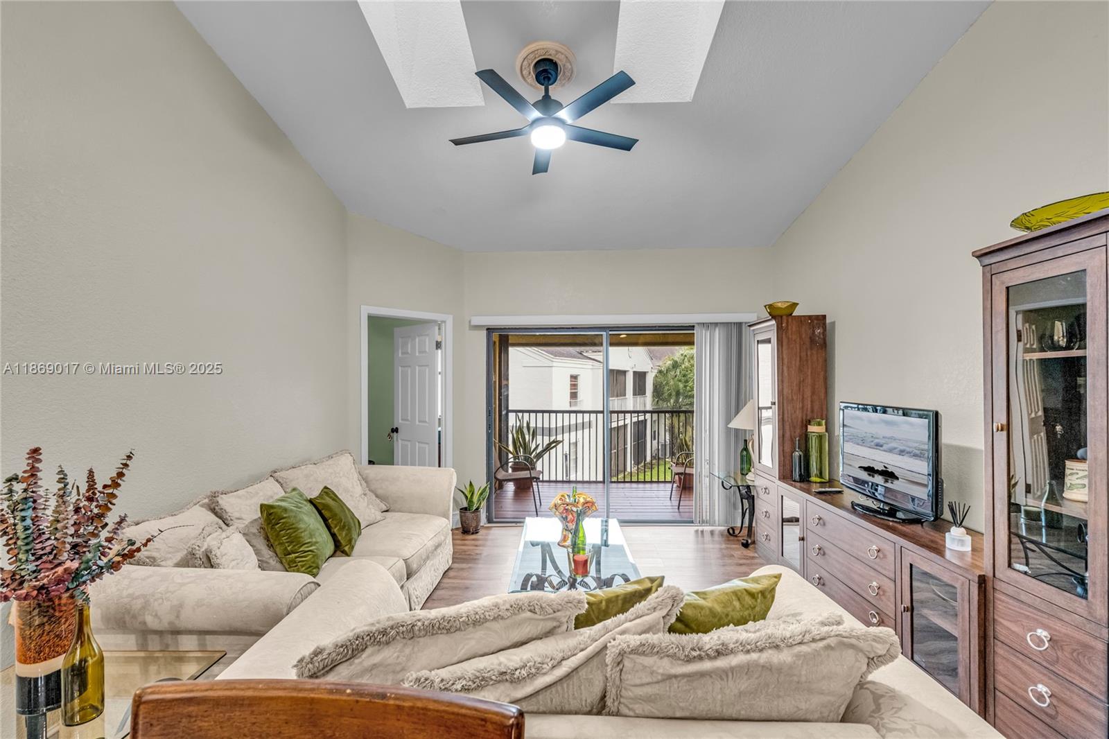 2511 NW 56th Ave #2-25