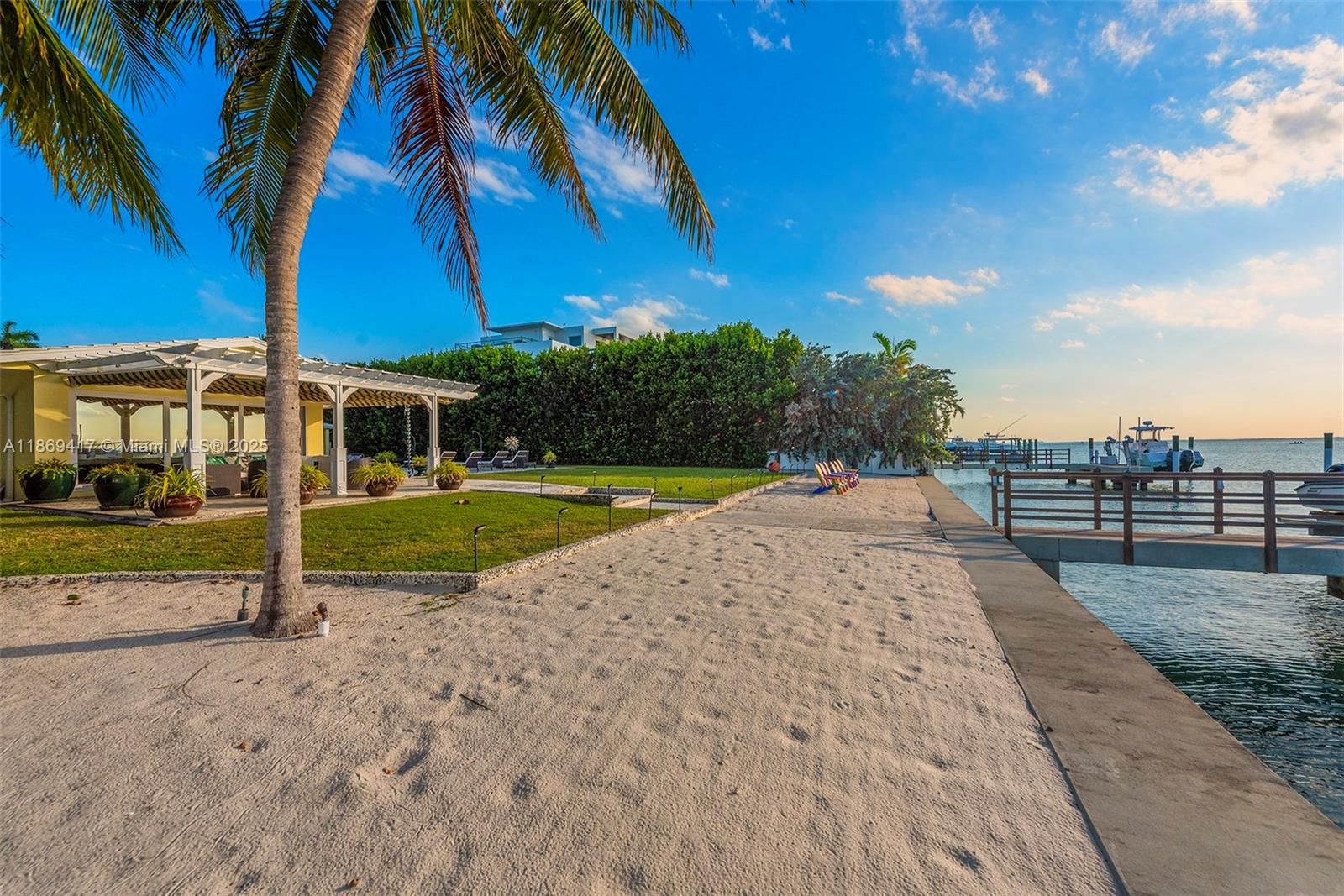 200 Harbor Dr Key Biscayne, FL 33149 200 Harbor Dr Key Biscayne, FL 33149