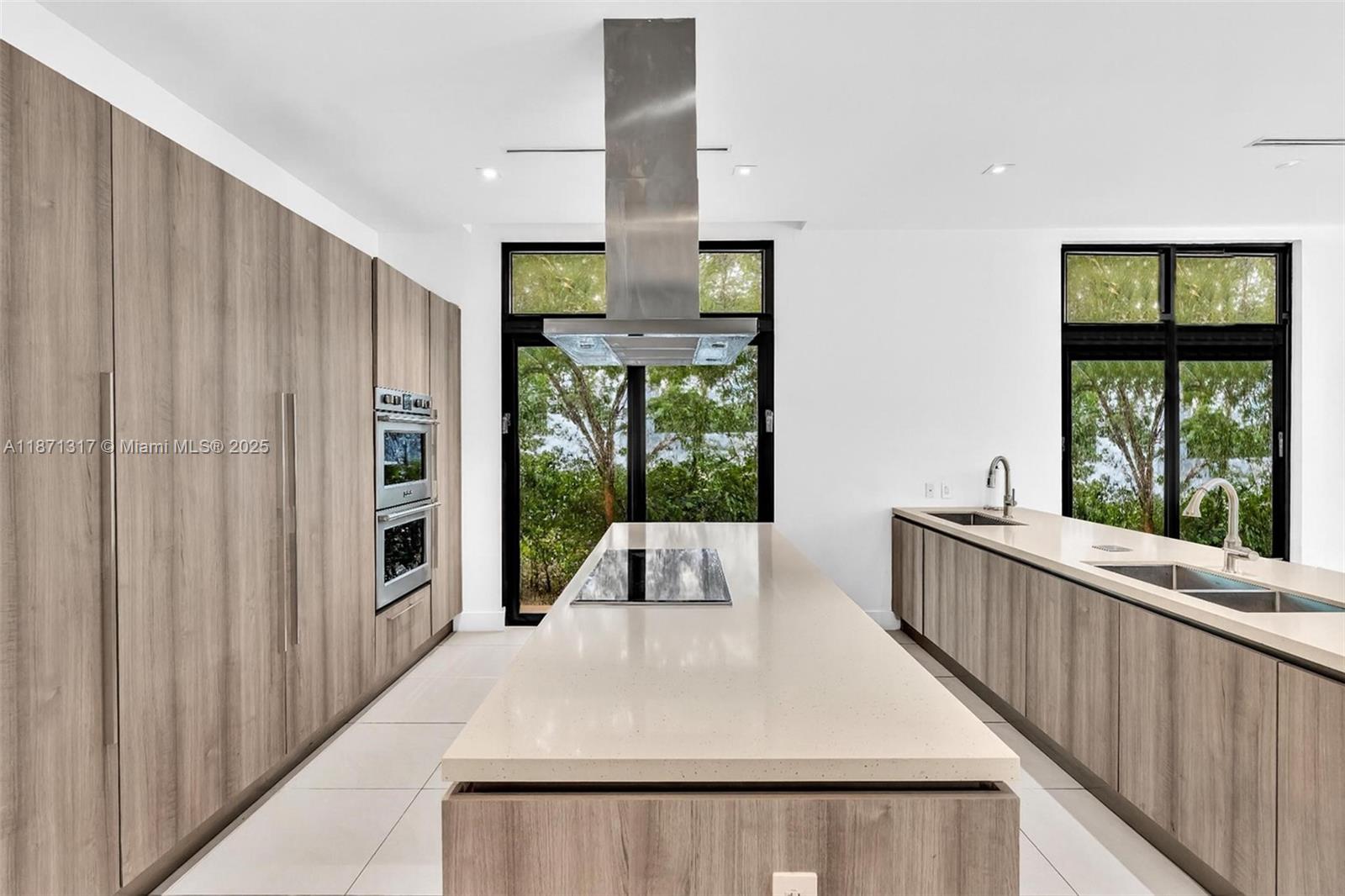 1350 98th St Bay Harbor Islands, FL 33154