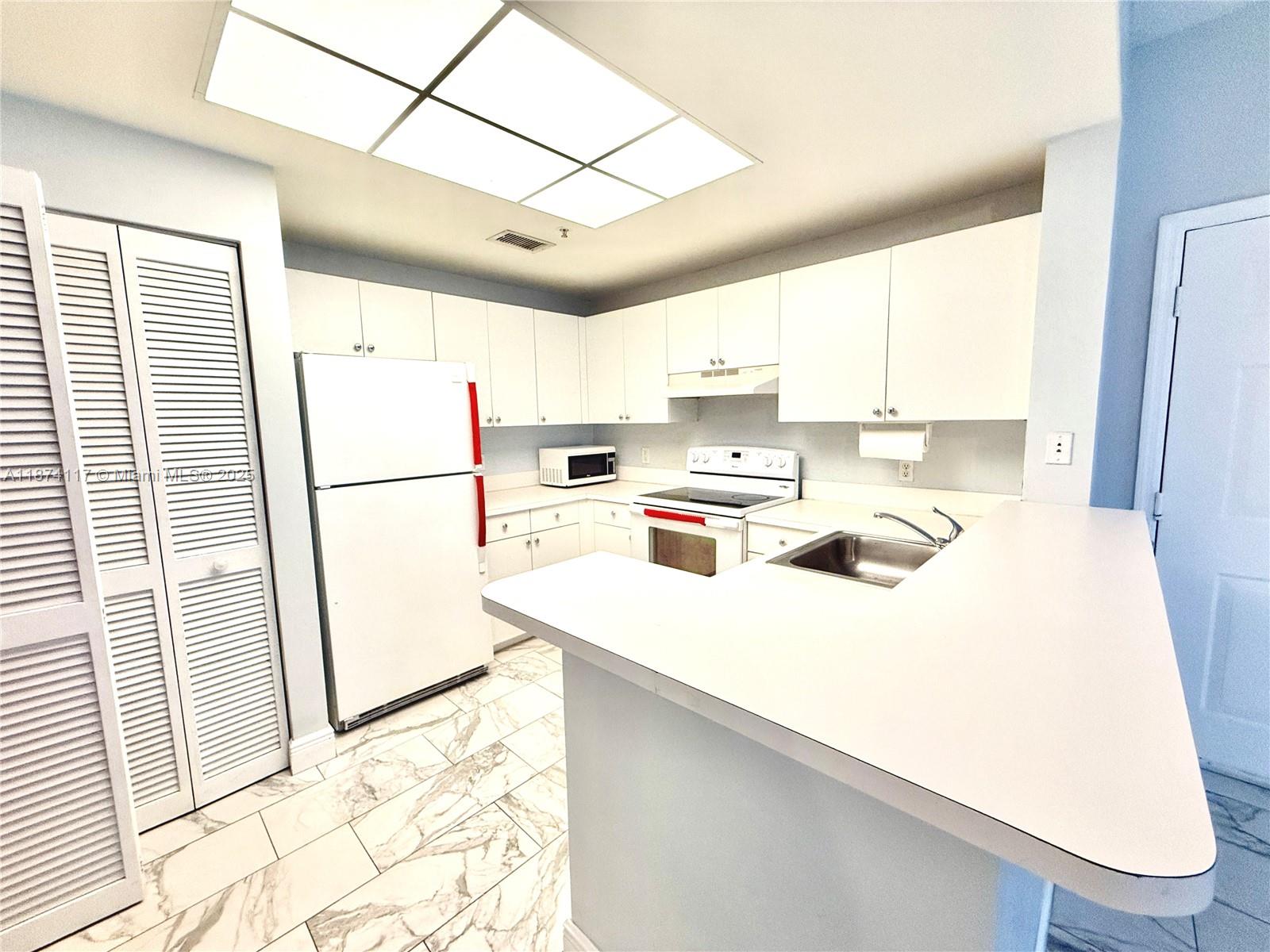 2015 SE 10th Ave #127