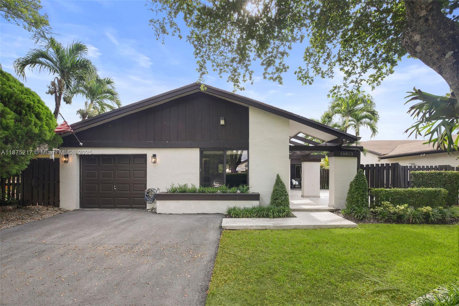 10813 SW 132nd Cir Ct