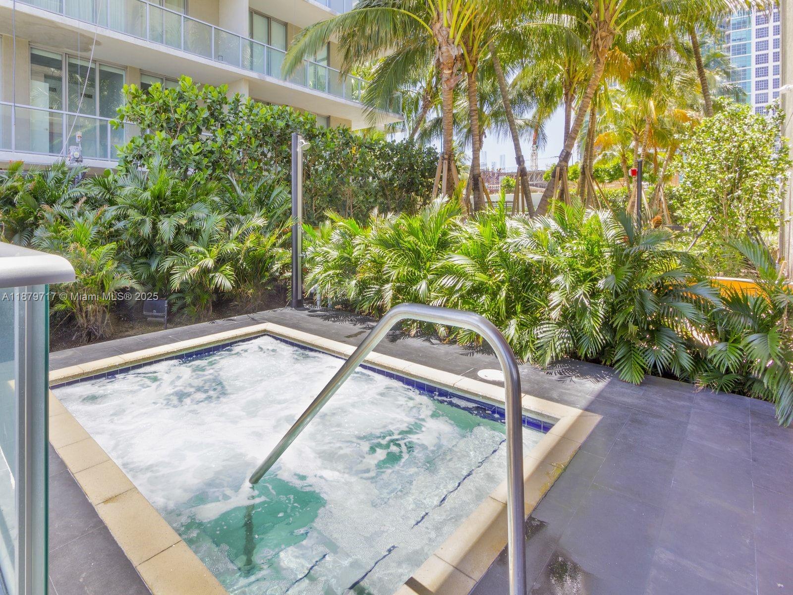 image Two Midtown Miami Condo14