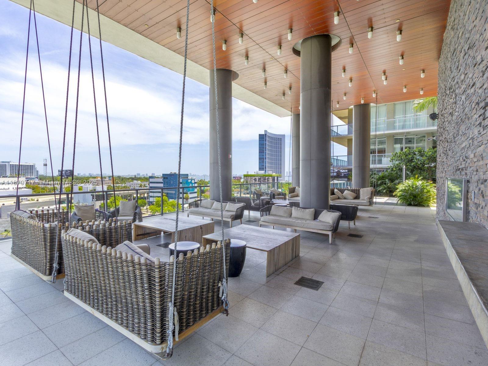 image Two Midtown Miami Condo17
