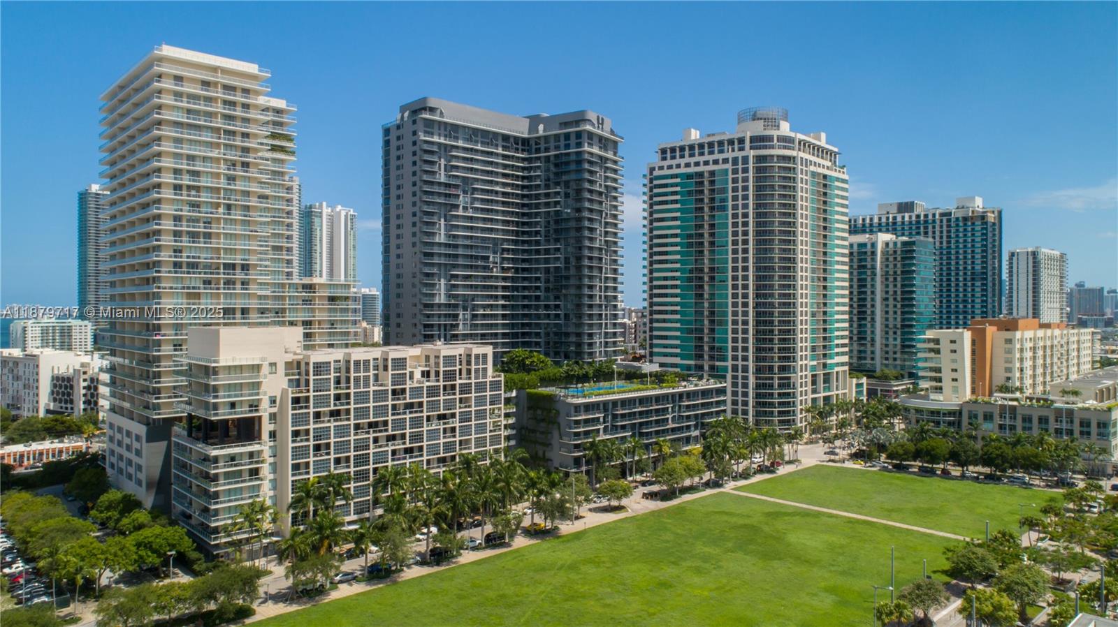 image Two Midtown Miami Condo24