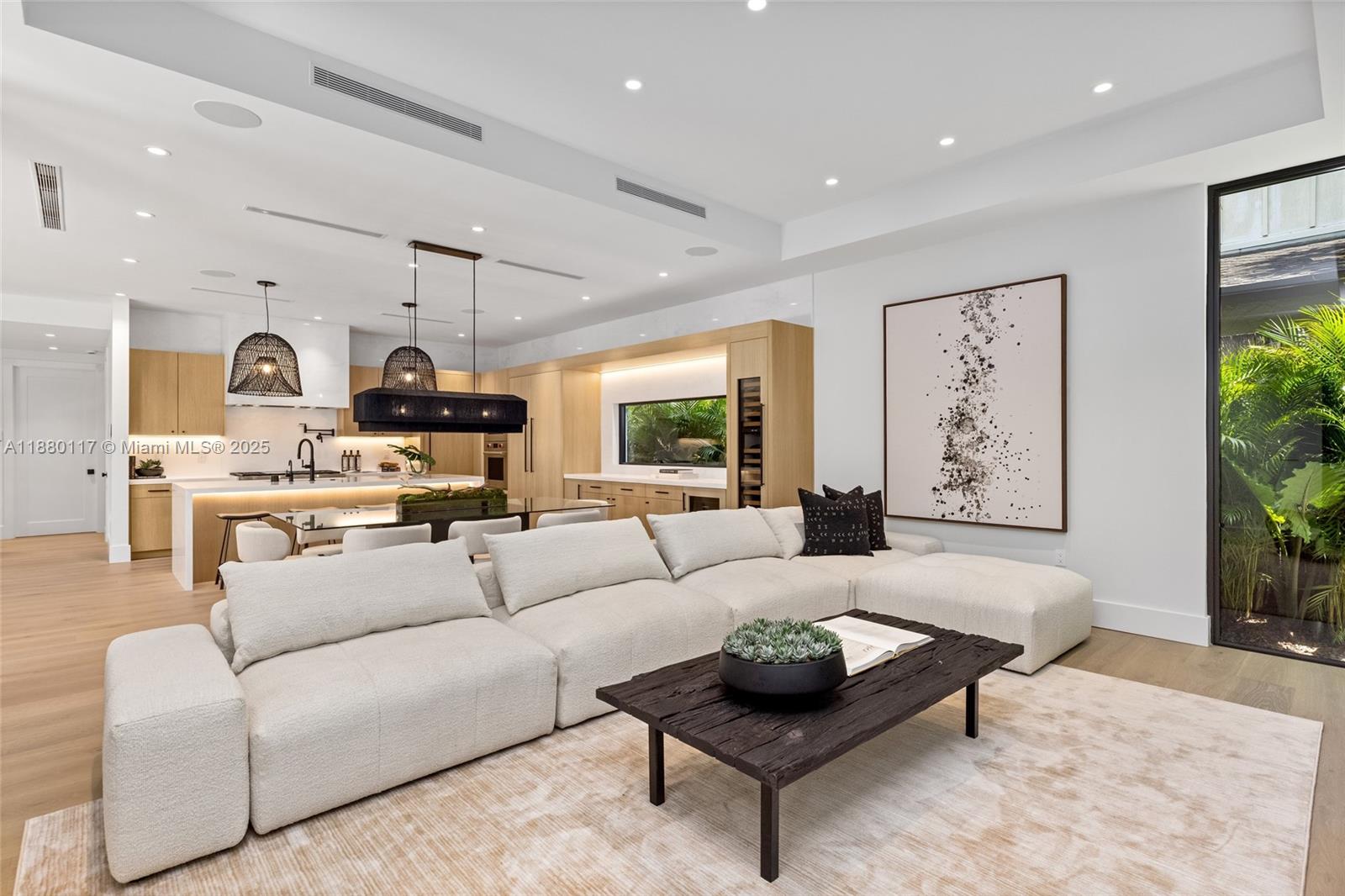 4024 Bonita Ave Miami, FL 33133