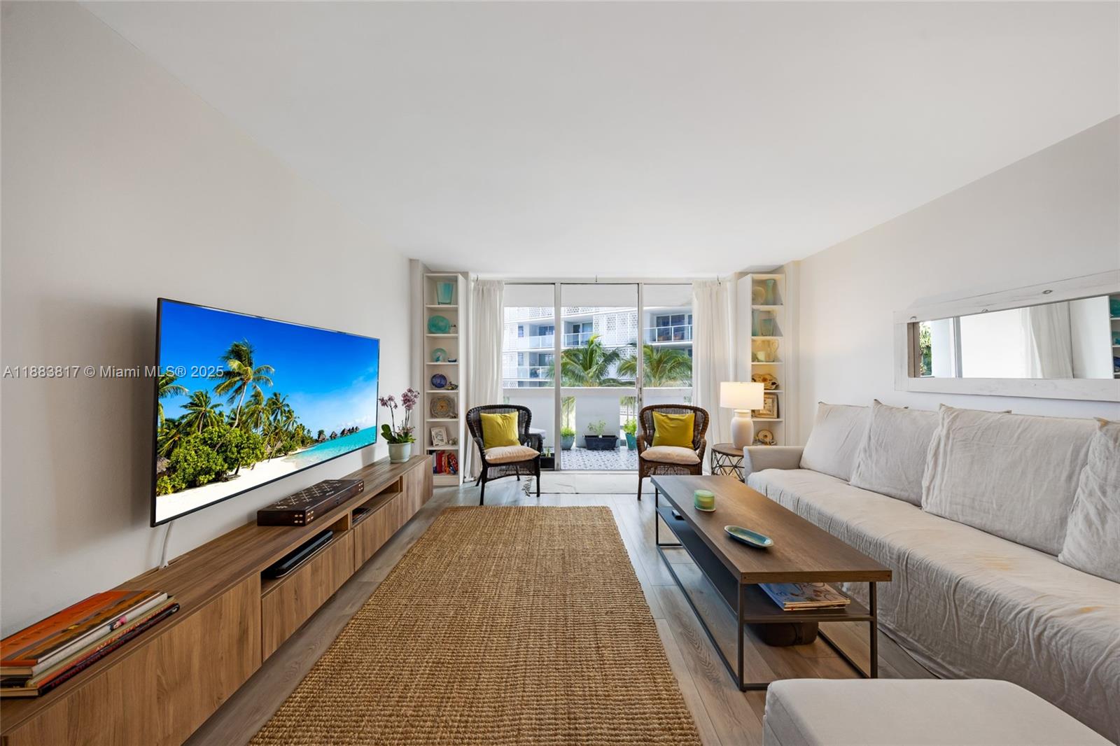 image South Bay Club2