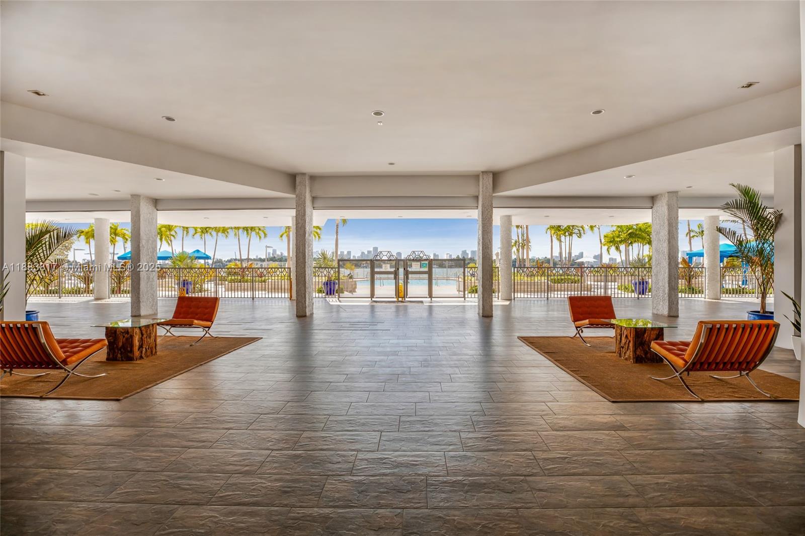 image South Bay Club30