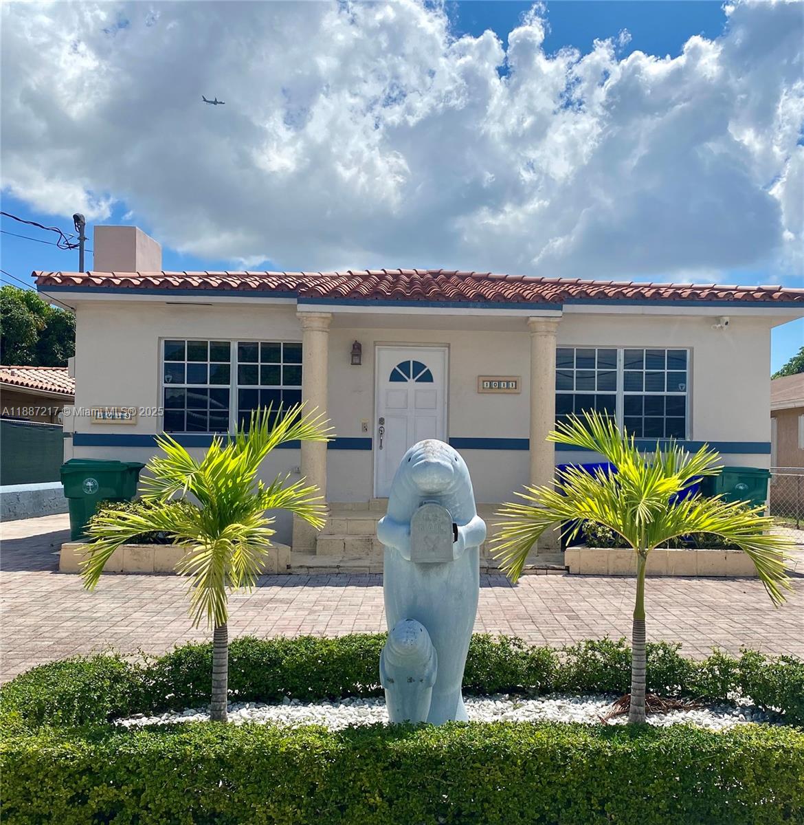 1011 NW 33rd Ave