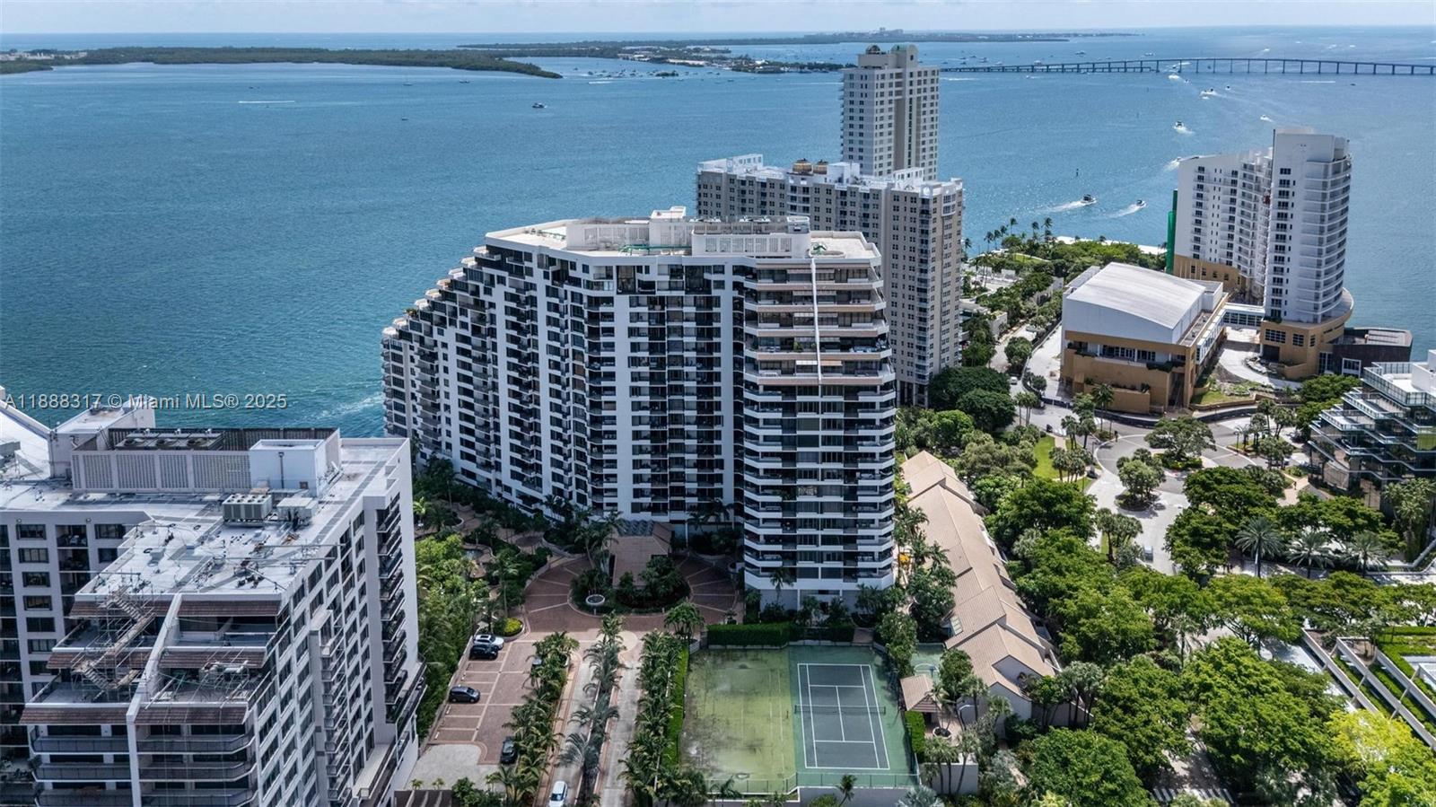 520 Brickell Key Dr #A710