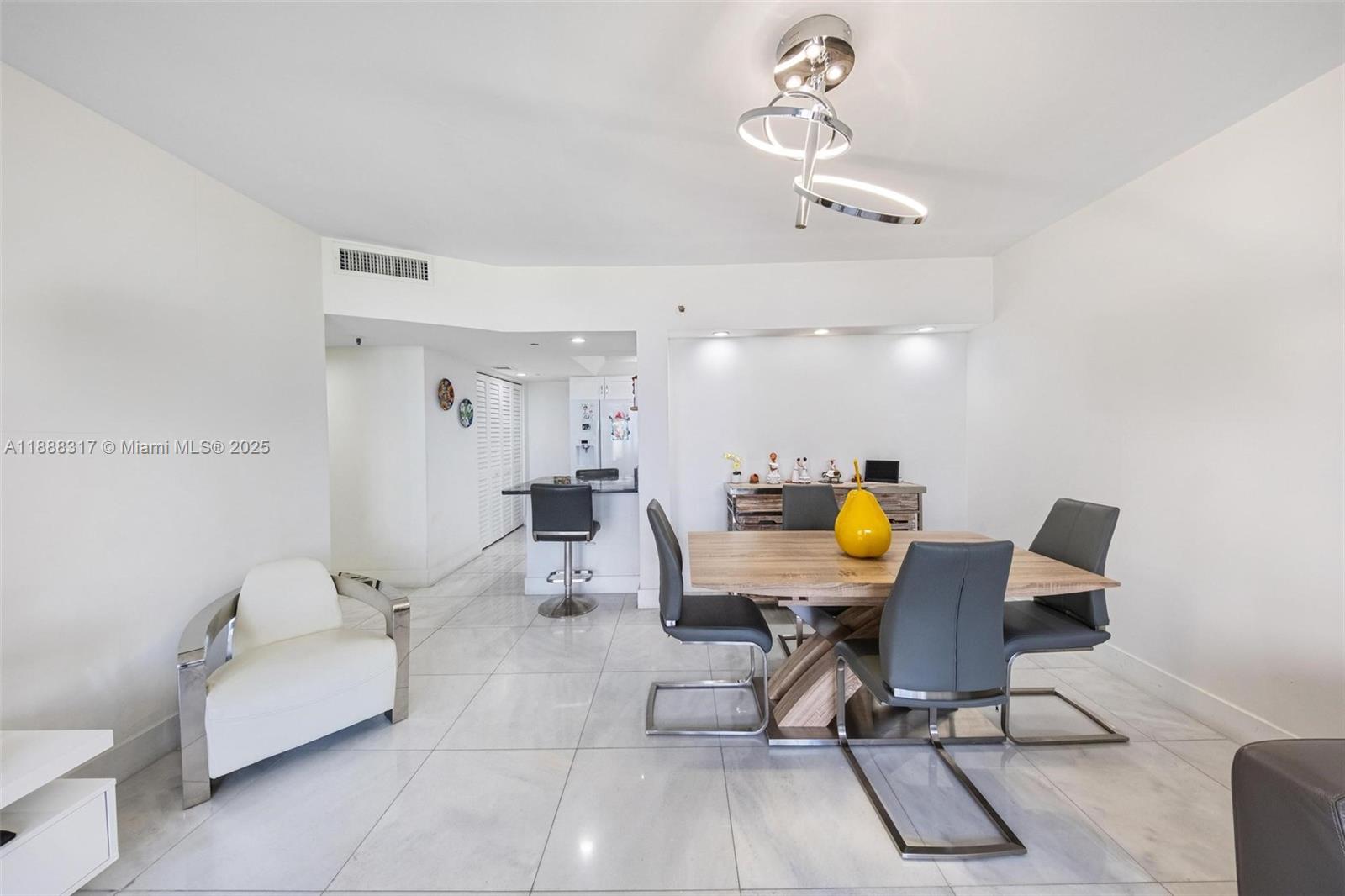 image Brickell Key One23