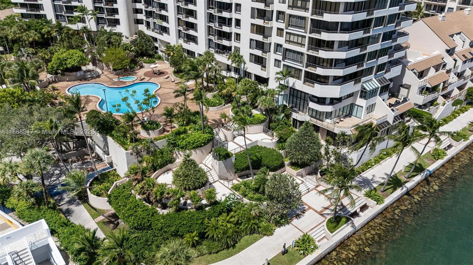 image Brickell Key One33