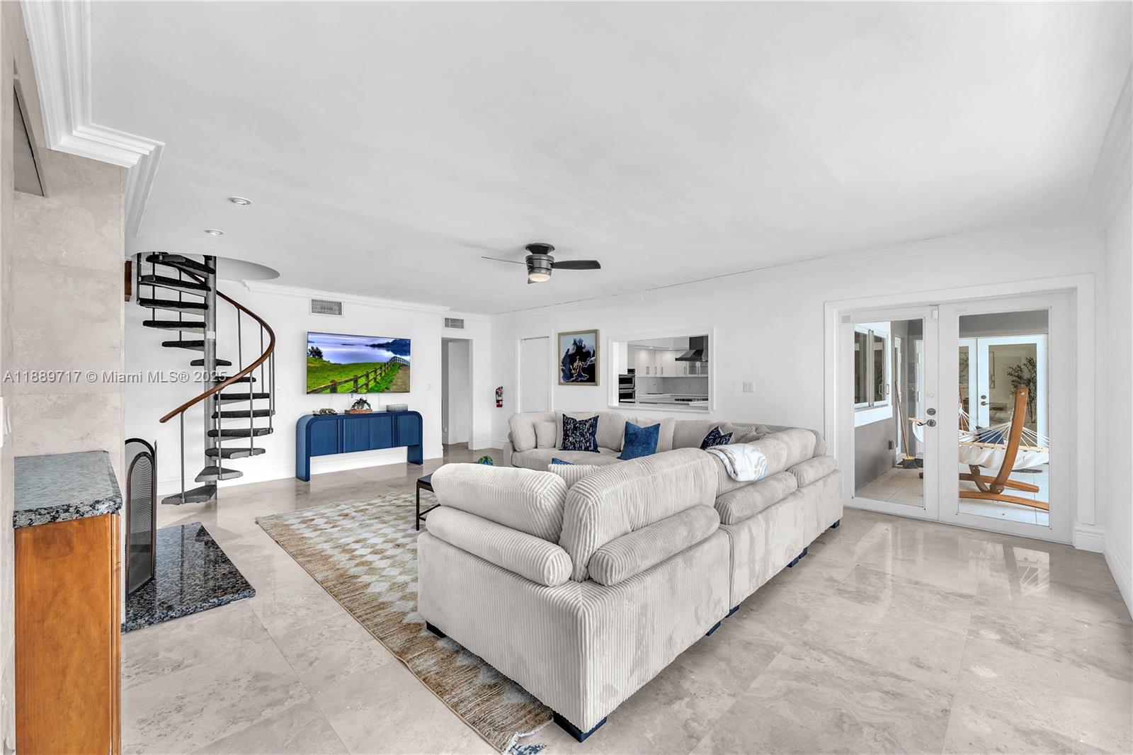 4440 NE 23rd Ave Lighthouse Point, FL 33064