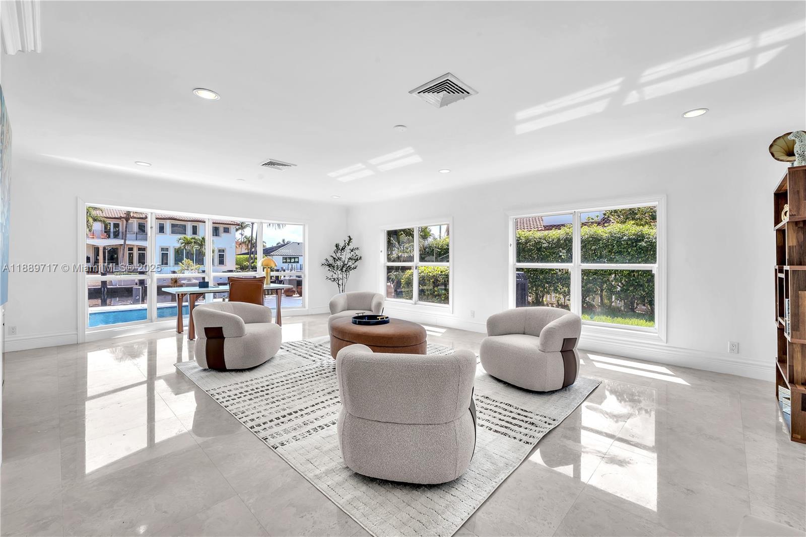 4440 NE 23rd Ave Lighthouse Point, FL 33064