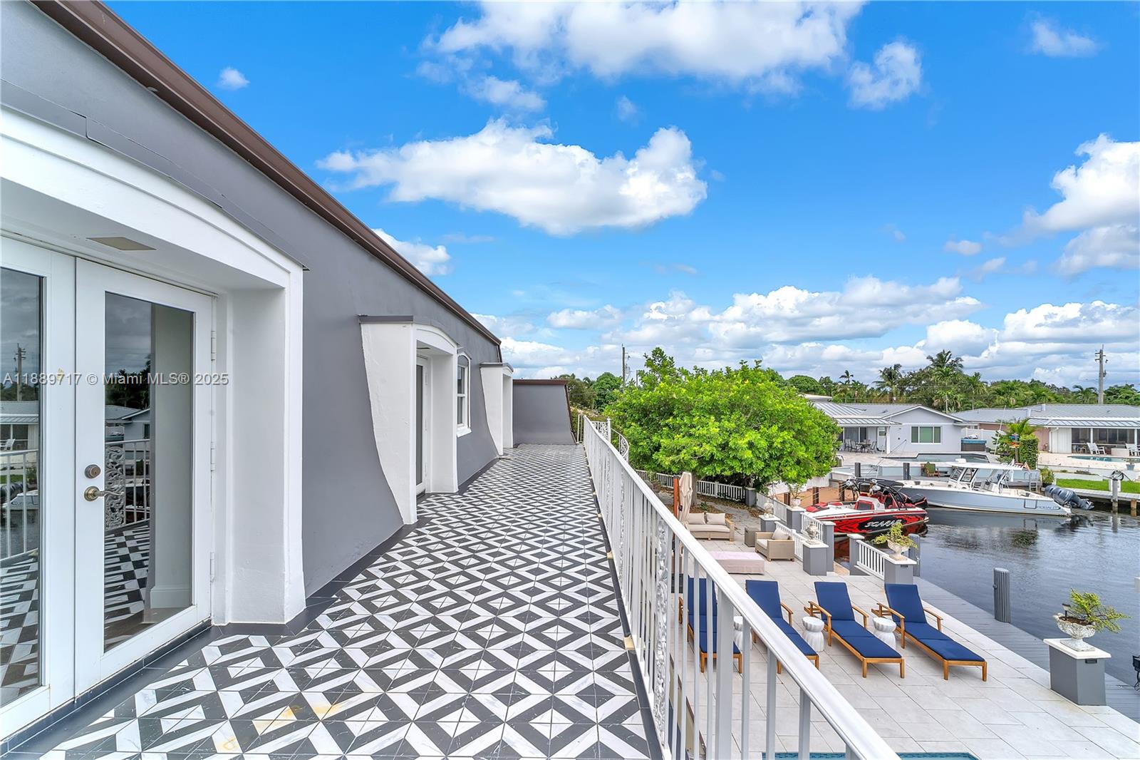 4440 NE 23rd Ave Lighthouse Point, FL 33064