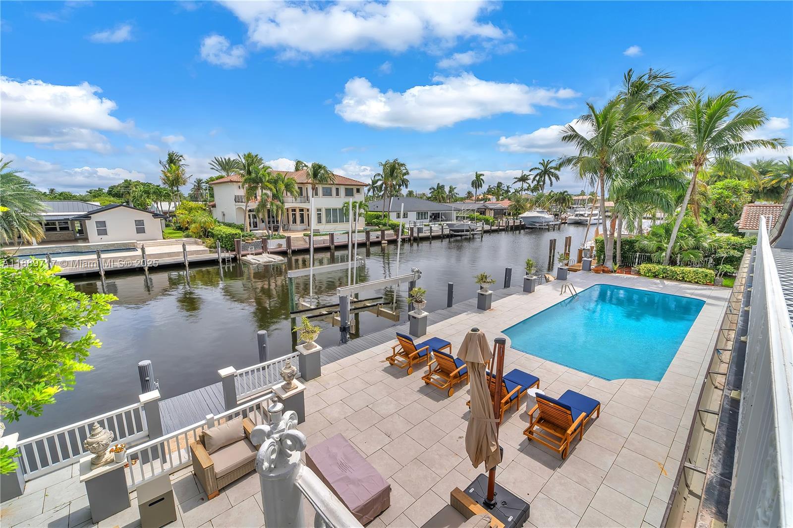 4440 NE 23rd Ave Lighthouse Point, FL 33064