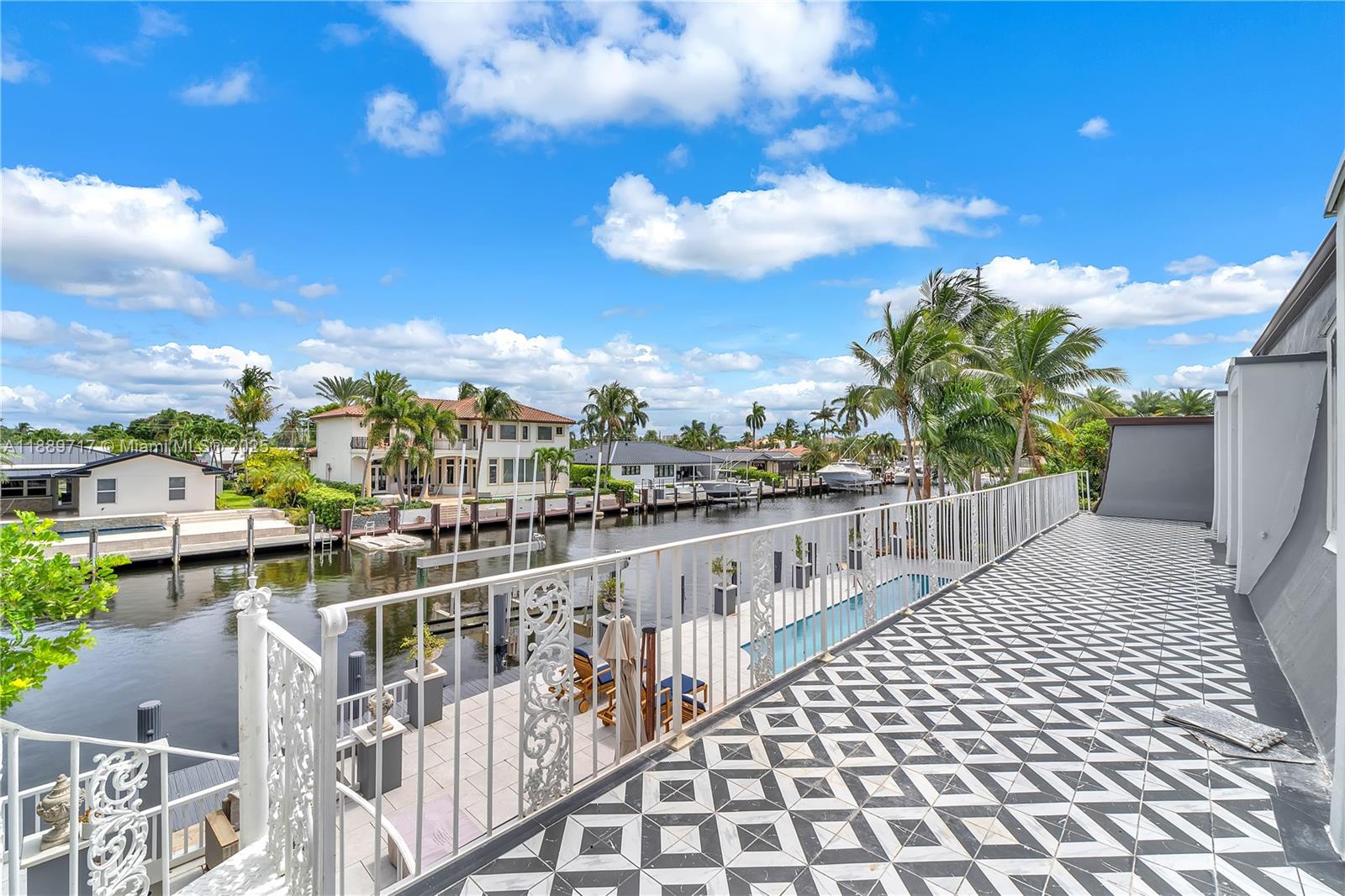 4440 NE 23rd Ave Lighthouse Point, FL 33064