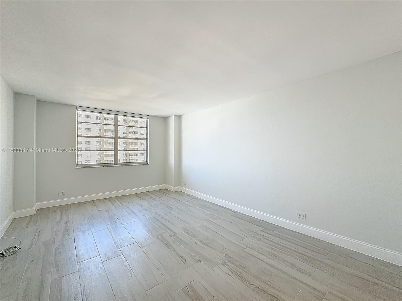 image Winston Towers 10026