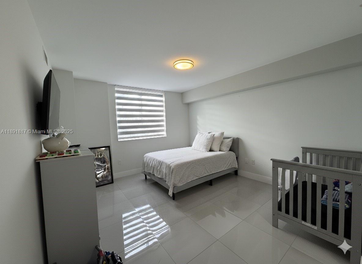 image Venture At Aventura West11