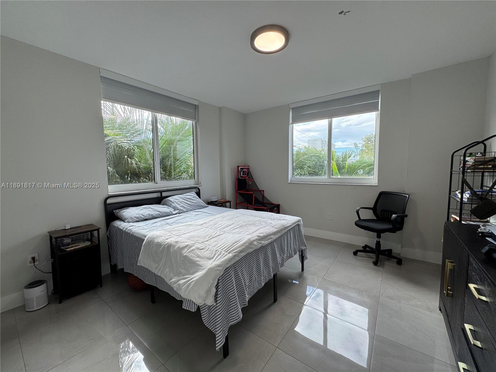 image Venture At Aventura West17