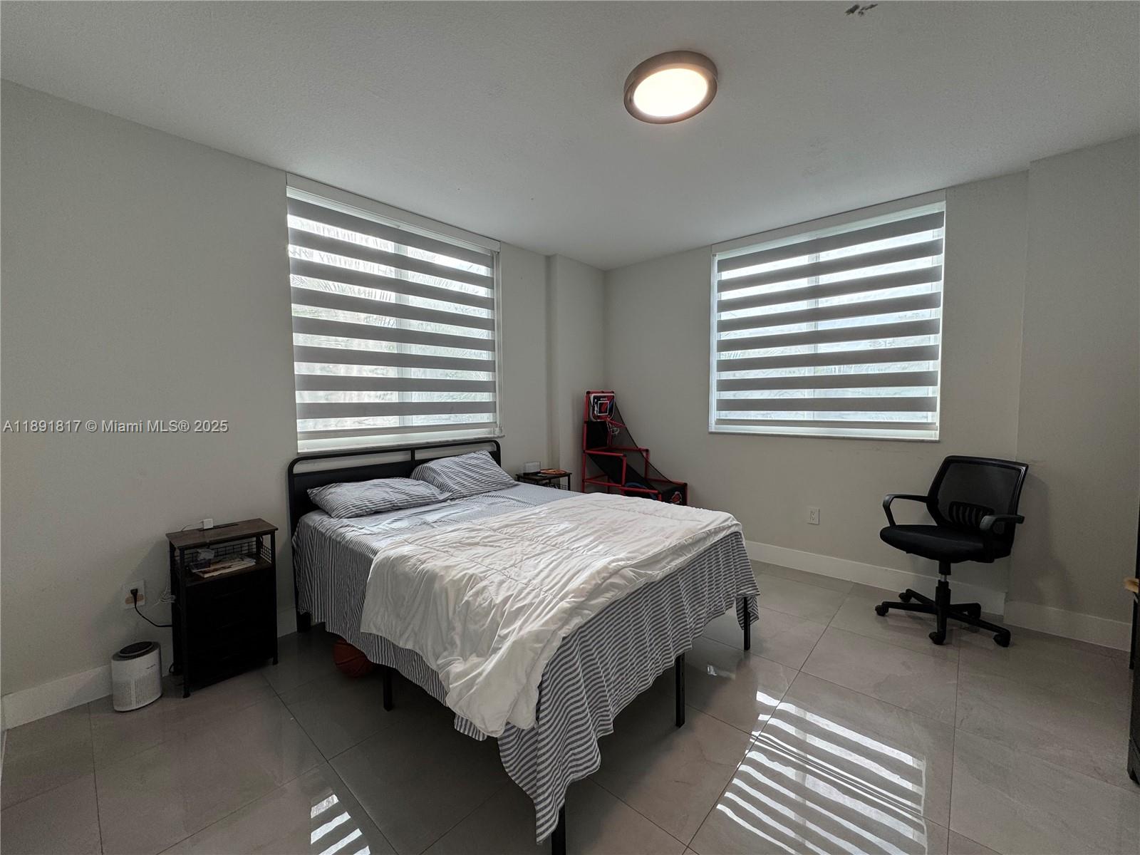 image Venture At Aventura West18