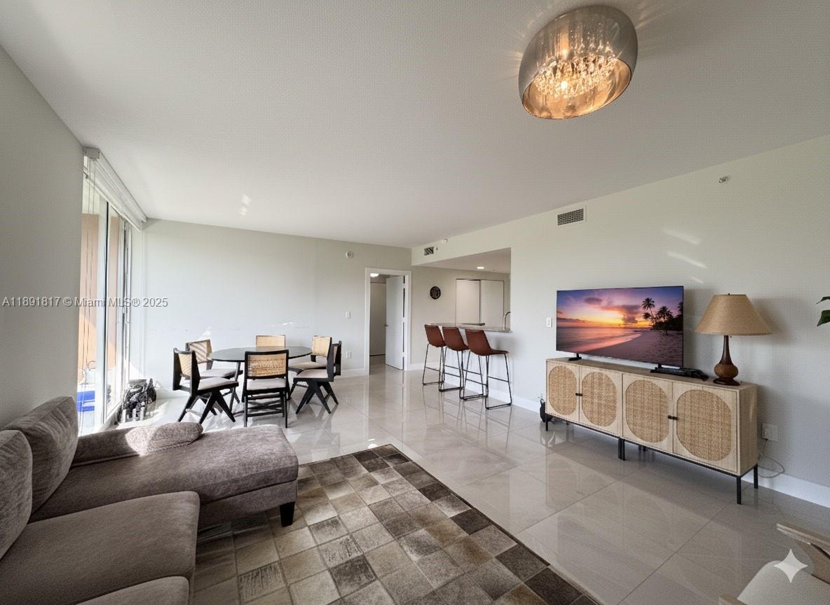 image Venture At Aventura West1