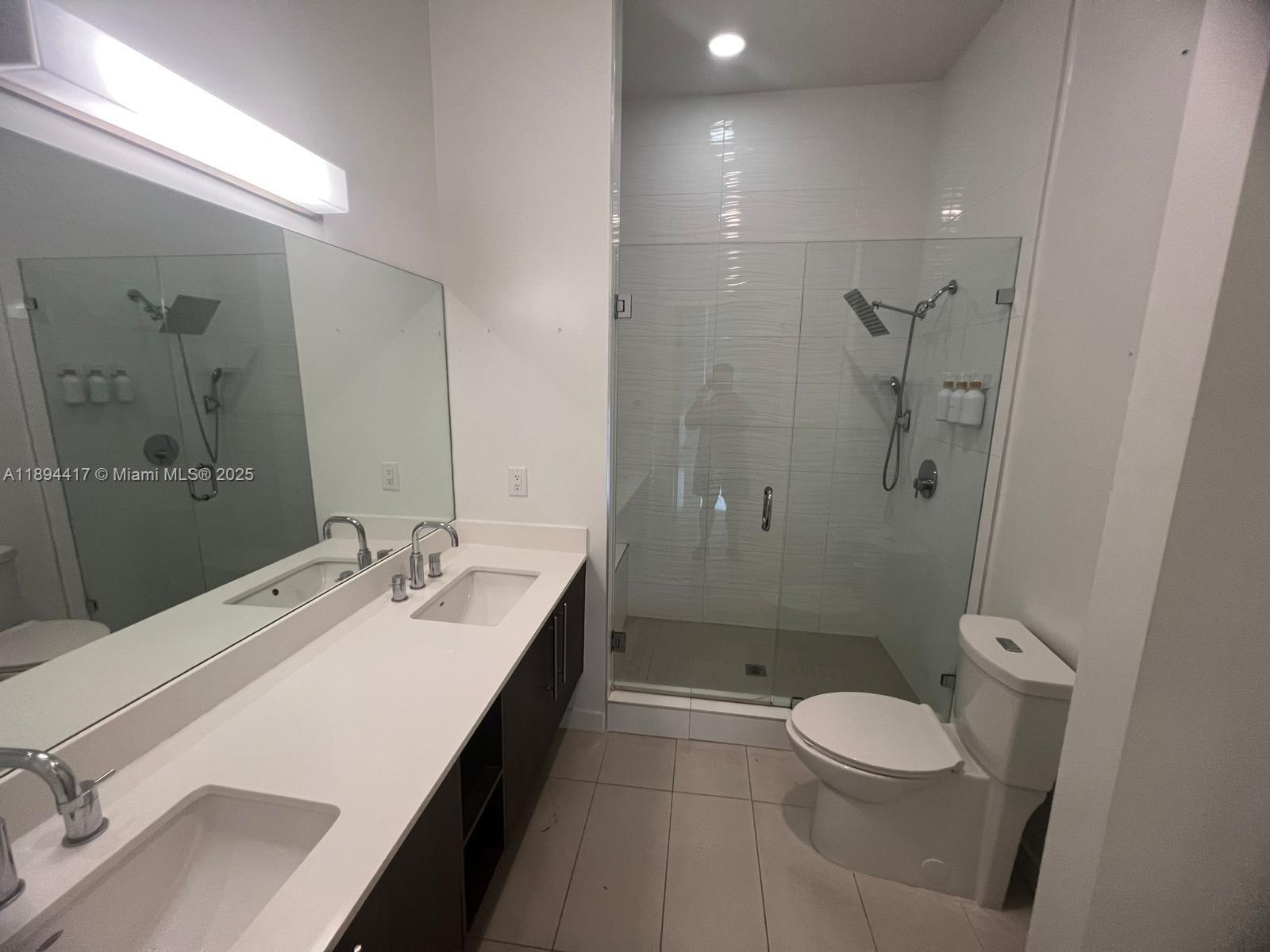 7661 NW 107th Ave #801 Doral, FL 33178