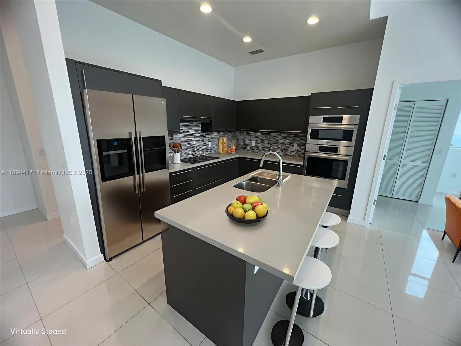 7661 NW 107th Ave #801 Doral, FL 33178