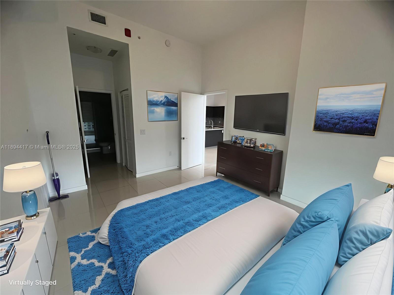 7661 NW 107th Ave #801 Doral, FL 33178