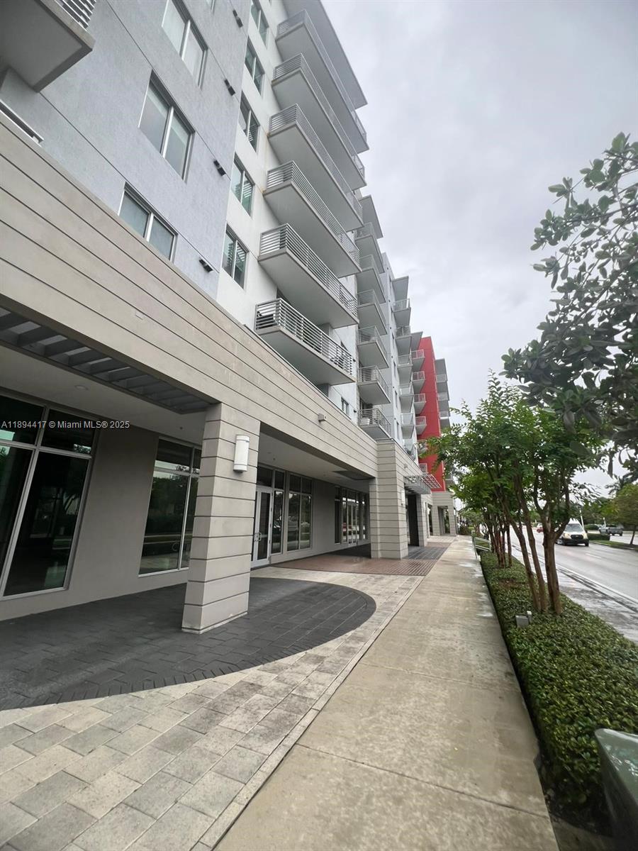 7661 NW 107th Ave #801 Doral, FL 33178