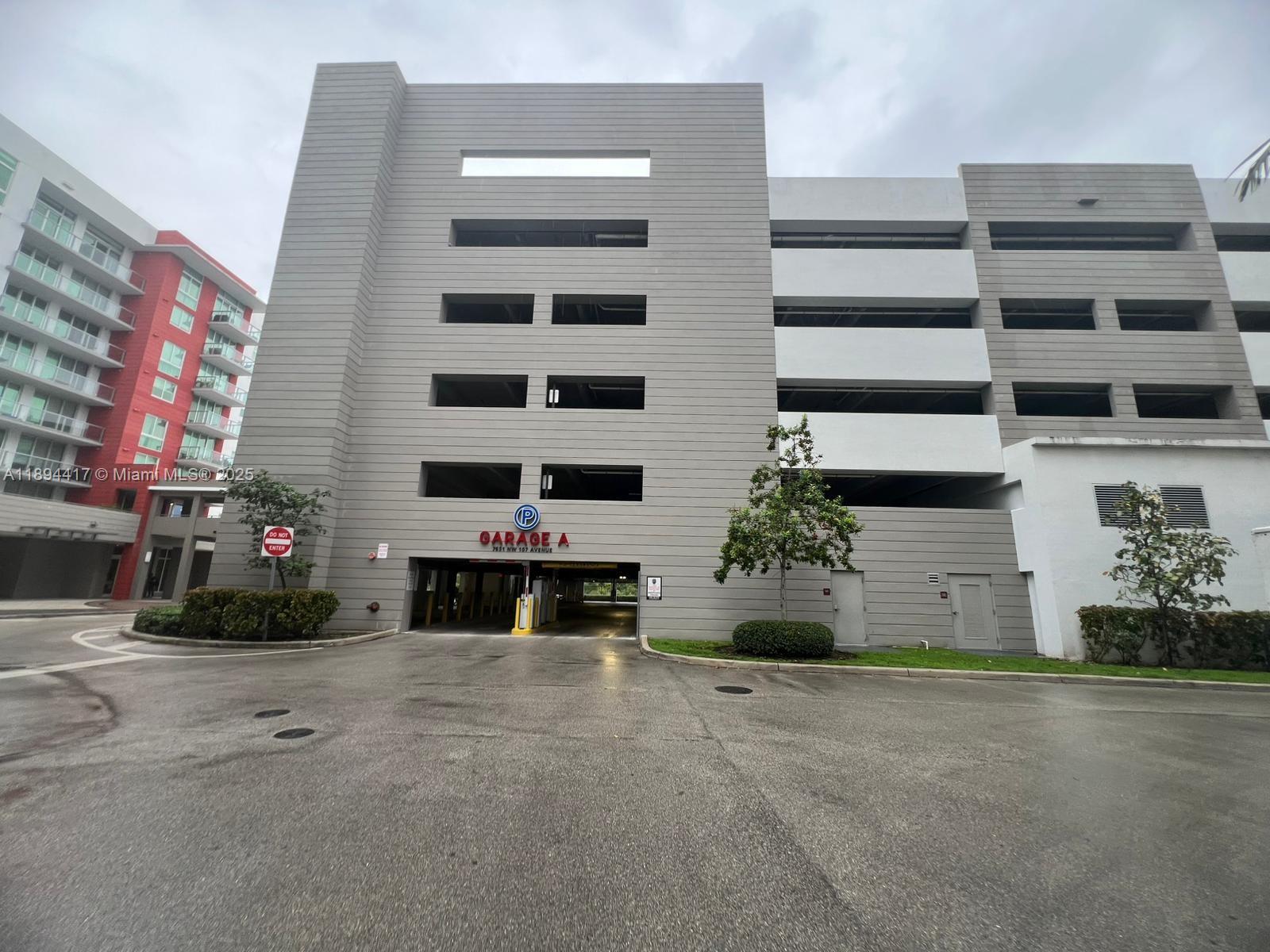 7661 NW 107th Ave #801 Doral, FL 33178