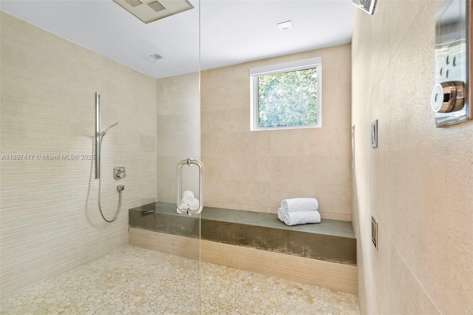 6831 SW 106th St Pinecrest, FL 33156