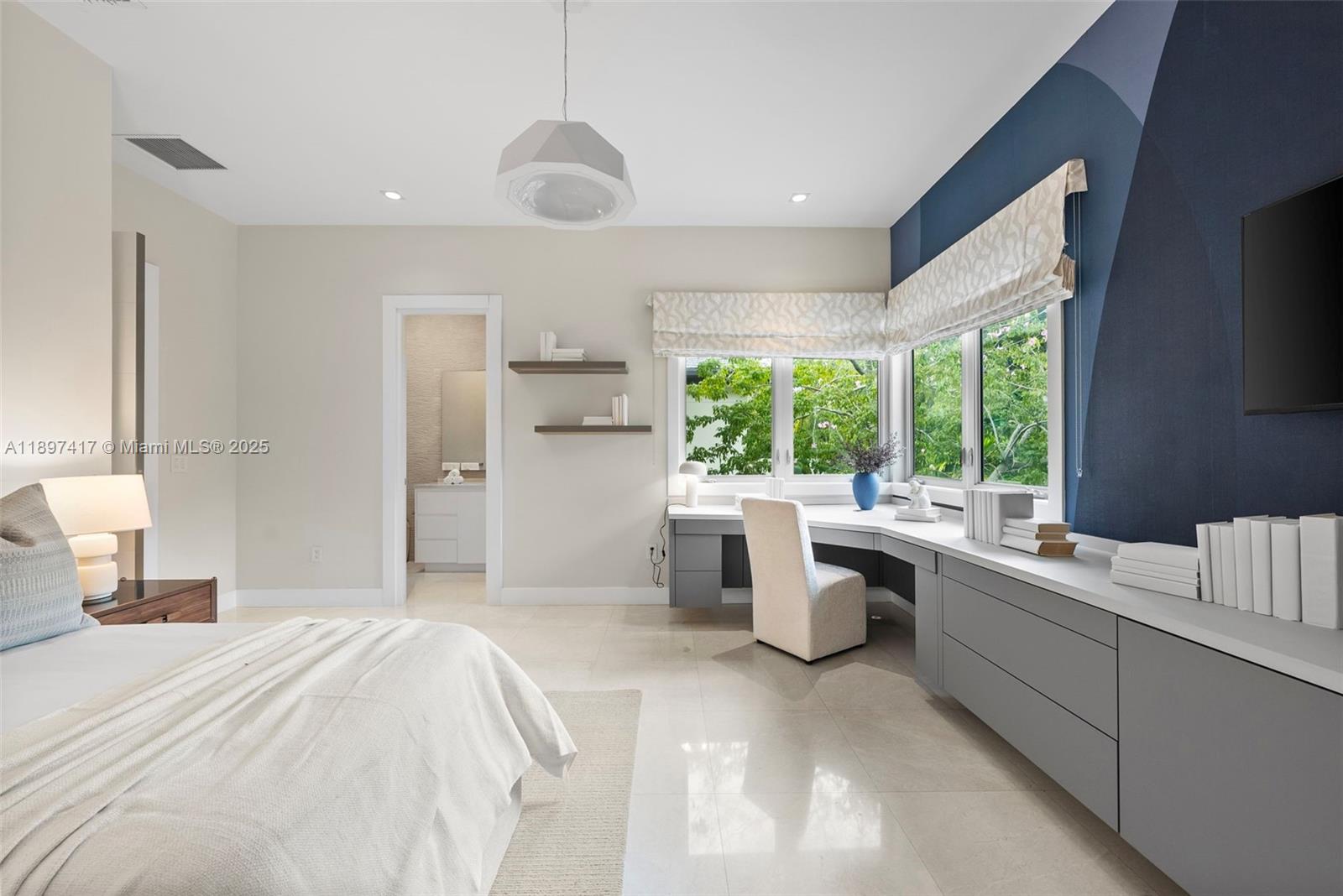 6831 SW 106th St Pinecrest, FL 33156